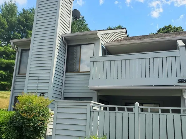 2447 Post Oak Rd, Salem, VA 24153