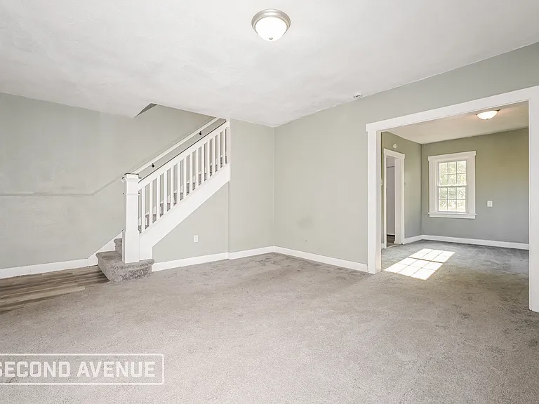 833 Vermont Ave — Photo 4