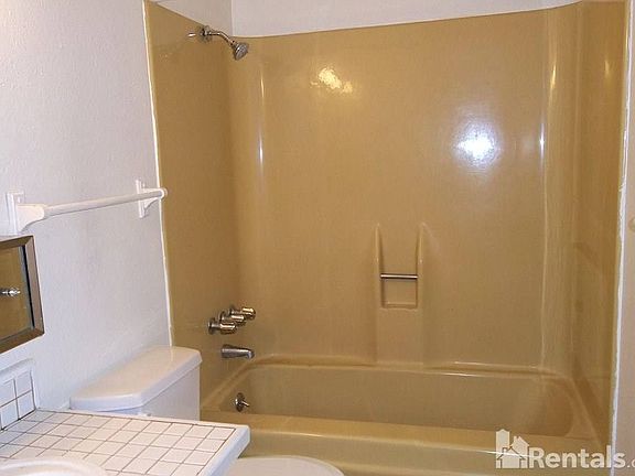 5th image of 806 Stone Mountain Dr APT 205