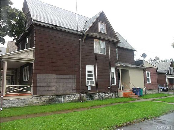 2nd image of 644 Plymouth Ave