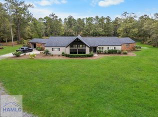 100 Morgan Dr, Jesup, GA 31545