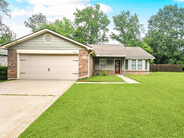 911 Forest Loop, Mandeville, LA 70471
