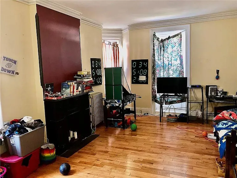 39 Genesee St #1 — Photo 10