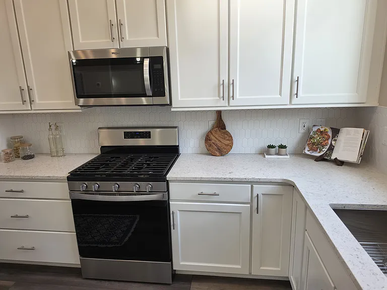 Plenty of natural light in the kitchen