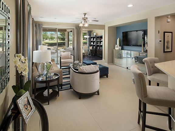 Lots of windows in the dining nook creates an idea