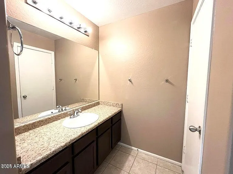 4968 S Rovey Pkwy — Photo 10