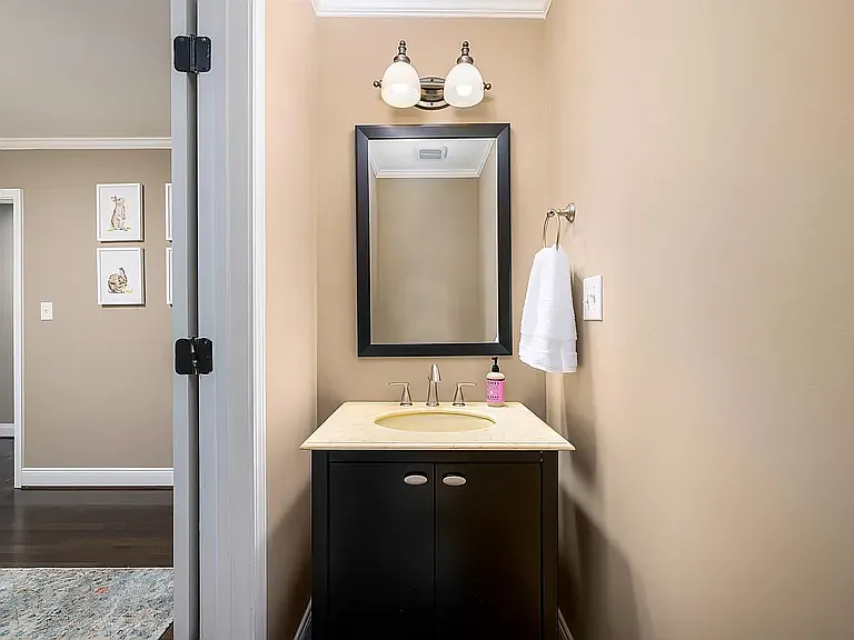 608 Shades Creek Pkwy — Photo 21