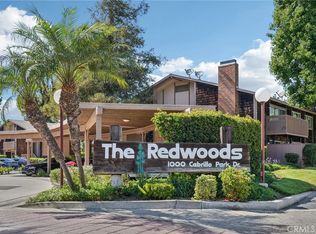 1062 Cabrillo Park Dr #B, Santa Ana, CA 92701