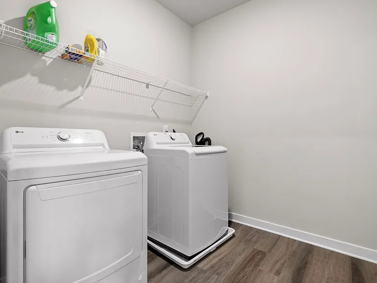 4787 Wellesley Dr — Photo 23