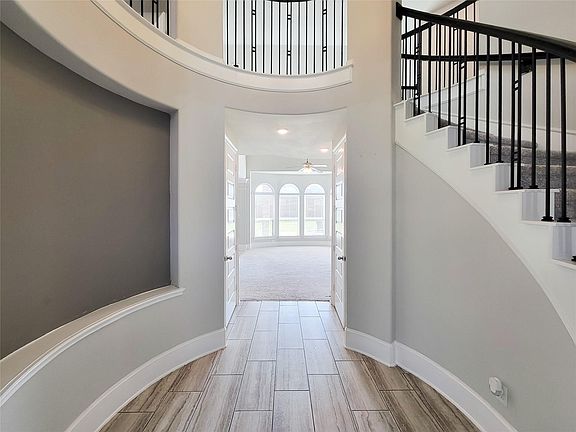 5th image of 13426 Noble Landing Ln