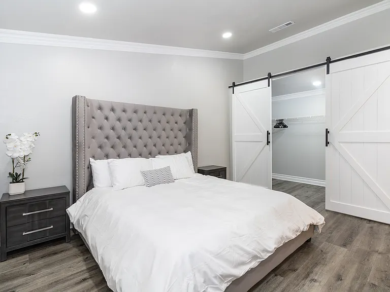 4302 Shetland Ln — Photo 13