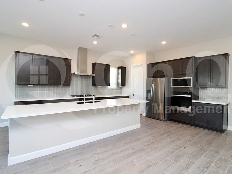 44626 N 44th Ave — Photo 3