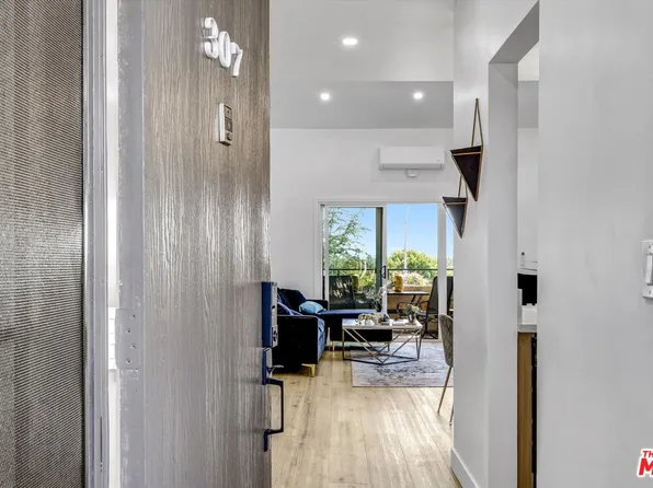 26251 Vermont Ave Unit 307, Harbor City, CA 90710