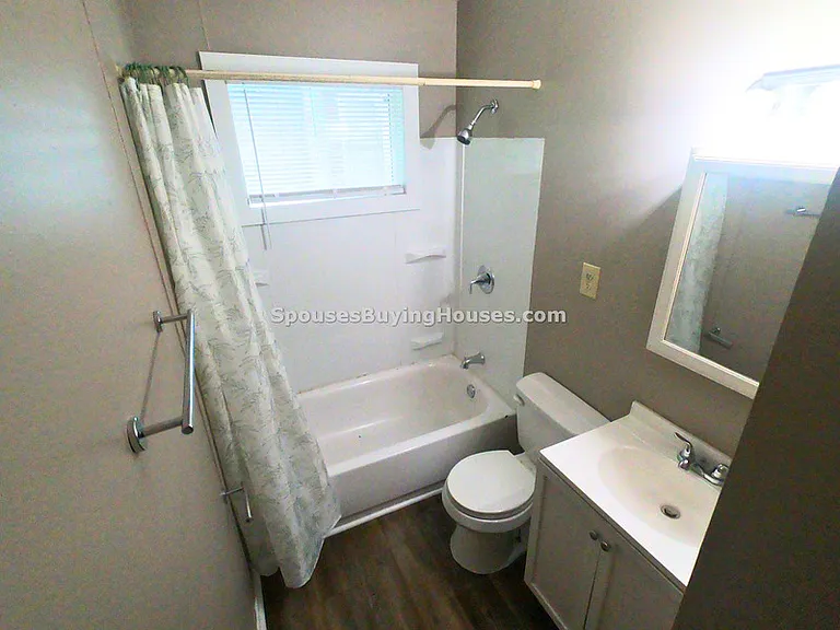 1301 W Congress Ave — Photo 10