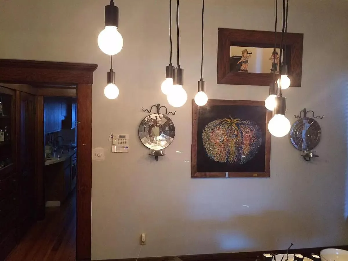 4 bed, 2082 sqft, $2,750 — Photo 3