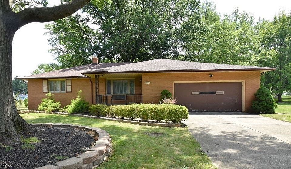 1st image of 635 Dewitt Dr