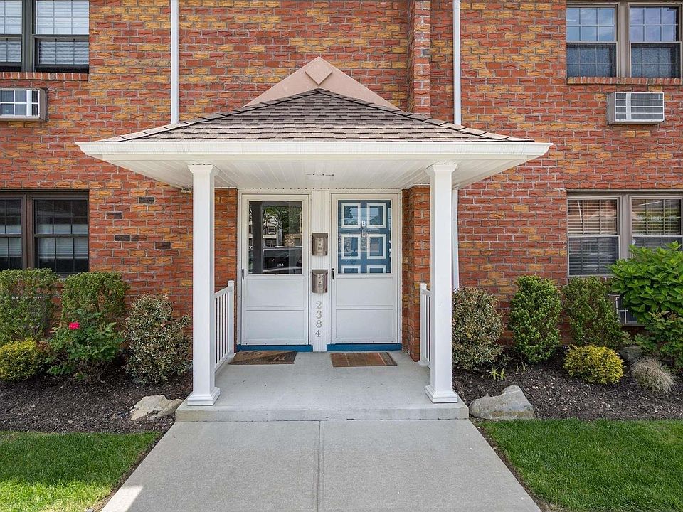 1st image of 2384B Bedford Avenue #208