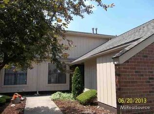 31685 Ivy Ct, Warren, MI