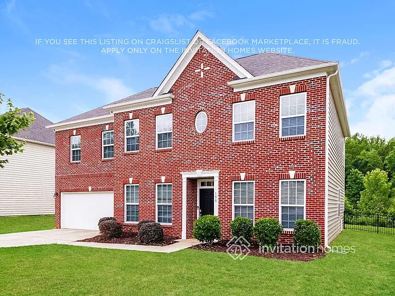 190 Sassafras Rd — Photo 2