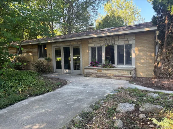 709 E Michigan Ave, Au Gres, MI 48703