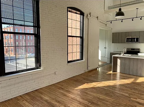 50 Sprague St Photo 1