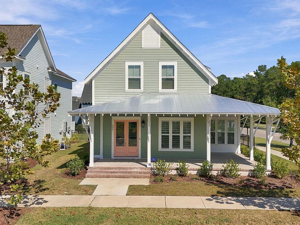 1st image of 600 Braselton Ln.