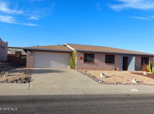 814 W Belltower Dr, Green Valley, AZ 85614