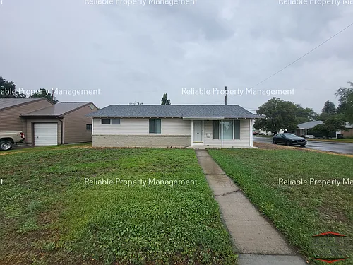 1195 E 15th St Photo 1 1195 E 15th St Photo 1