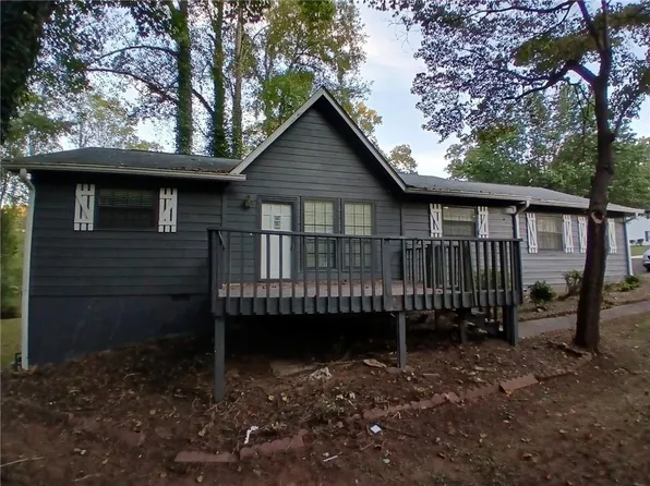 825 Winfield Ct SW, Marietta, GA 30060