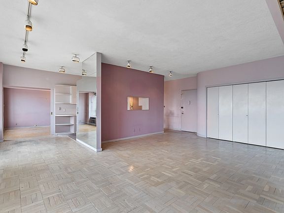 3rd image of 166-25 Powells Cove Blvd #21G