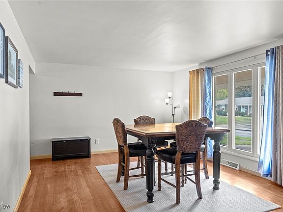2nd image of 2234 Hoch Dr