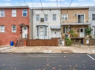 39 Wales Ave, Jersey City, NJ 07306
