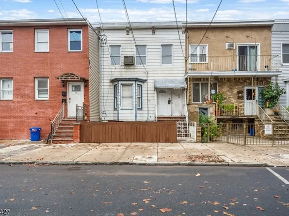 39 Wales Ave, Jersey City, NJ 07306