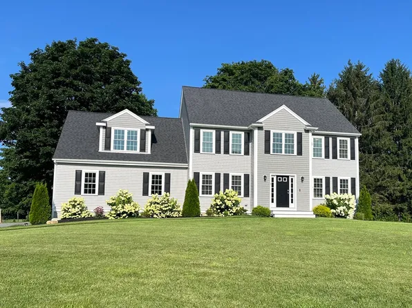 3 Crystal Spring Rd, Mattapoisett, MA 02739