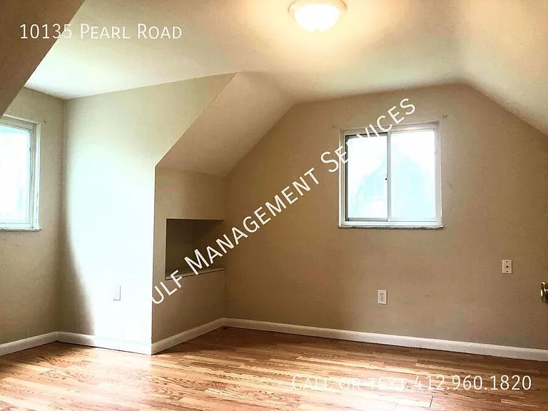 10135 Pearl Rd — Photo 6