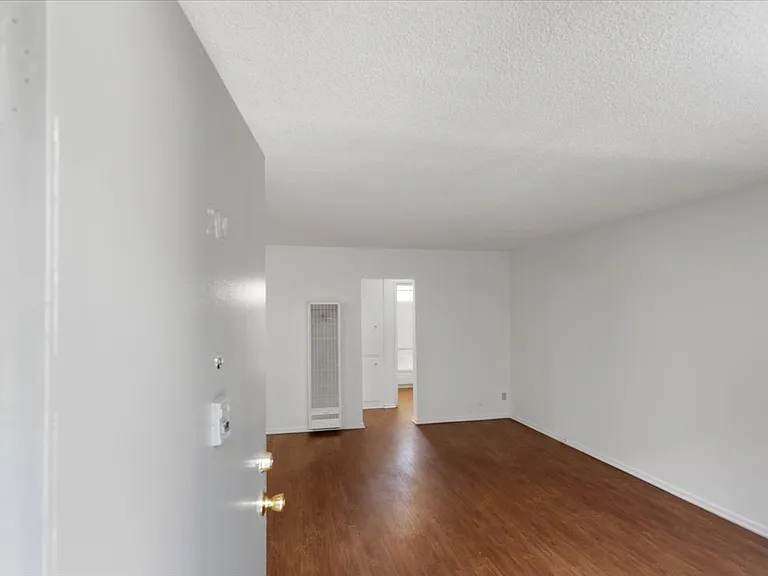 749 Garland Ave — Photo 17