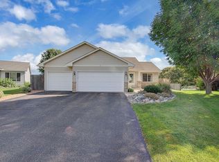 1731 Faribault Ct, Shakopee, MN 55379