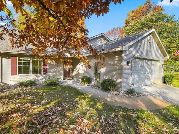 1301 Terra Rd #40, Traverse City, MI 49686
