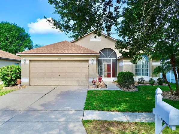 13021 Waterbourne Dr, Gibsonton, FL 33534