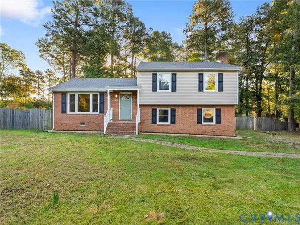 10817 W Huguenot Rd, North Chesterfield, VA 23235