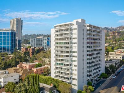 999 N Doheny Dr APT 702, West Hollywood, CA, 90069