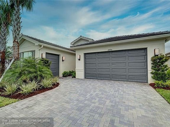 2nd image of 10954 SW Sunray St