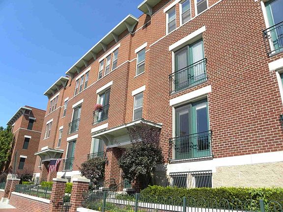 4th image of 116 E Mound St APT 3