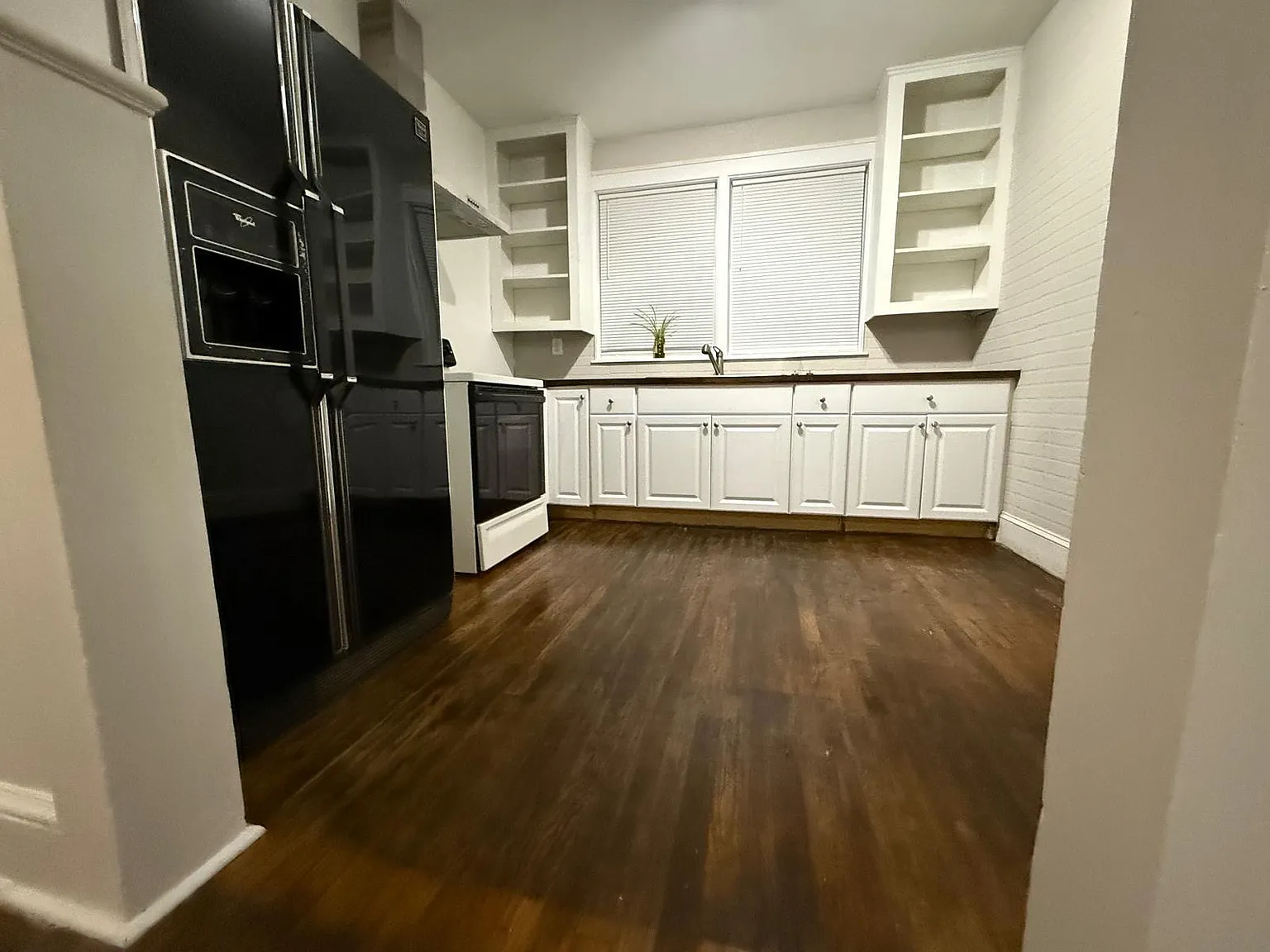 2 bed, $1,150 — Photo 4