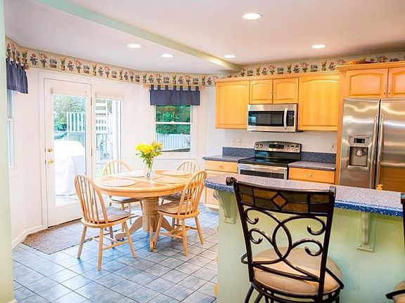 5th image of 13190 Bartley Ct