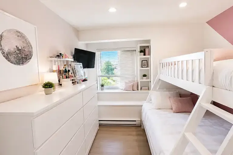 340 Devoy St #1A — Photo 8
