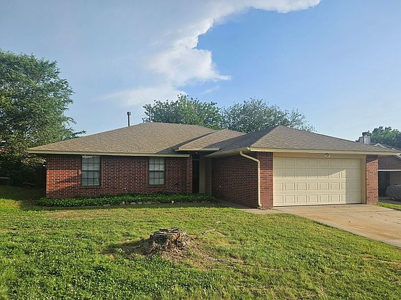 2nd image of 1208 Teakwood Dr
