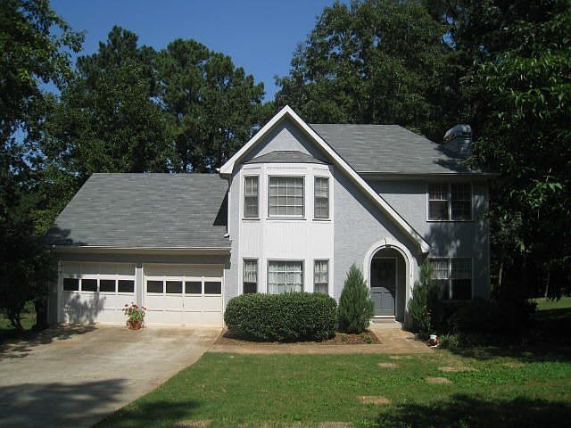 1st image of 1110 Plantation Dr SE