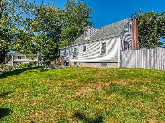 17 Sherwood Ave, North Providence, RI 02911 | MLS #1343232 | Zillow