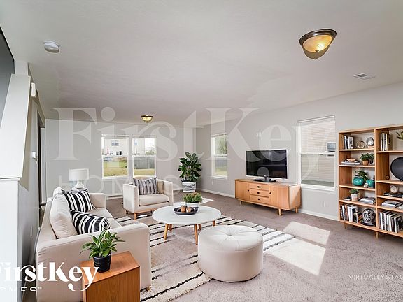 3rd image of 3243 Grove Berry Ln